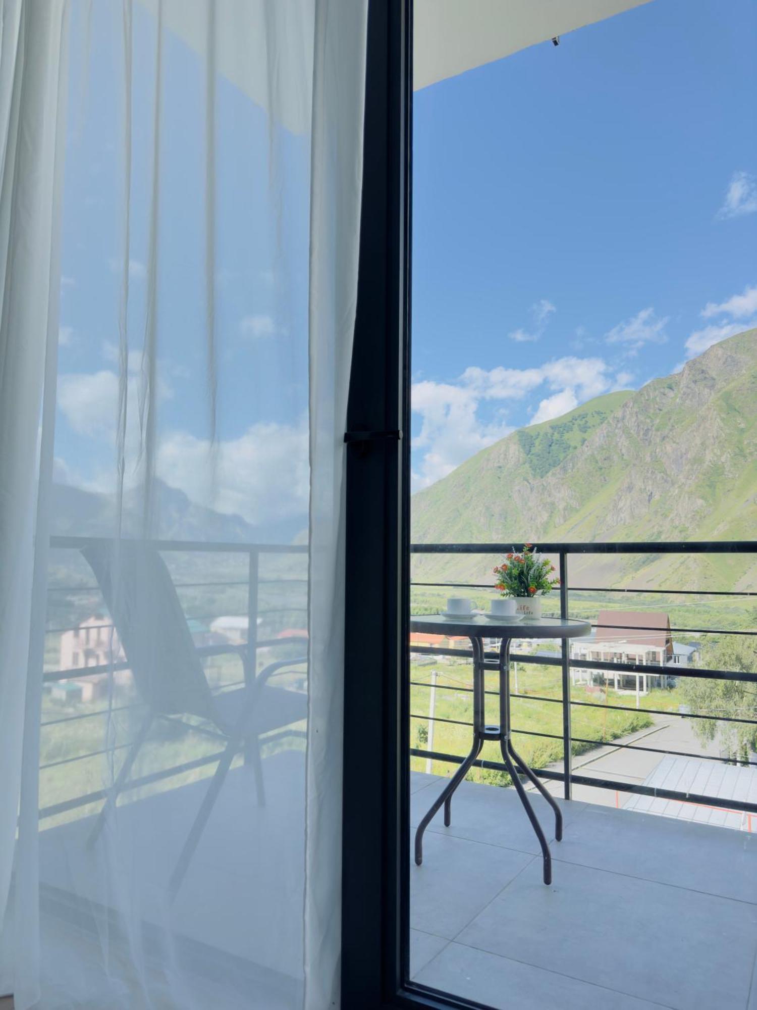 Hotel Chalet Kazbegi Esterno foto